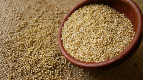 Quinoa integrale con verdure, la ricetta