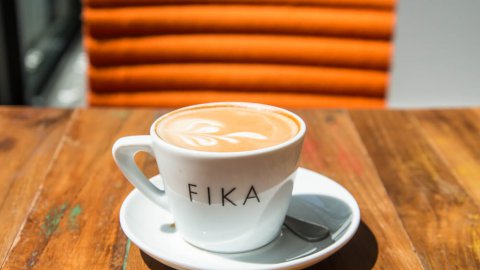 Per gli svedesi il coffee break della felicità si chiama… fika