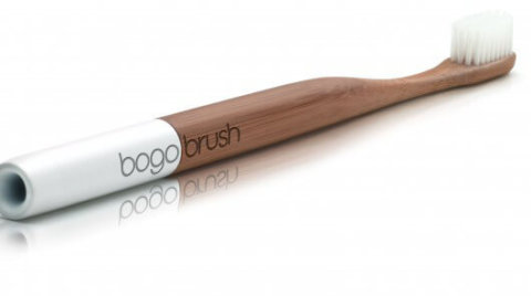 Il nuovo spazzolino completamente biodegradabile si chiama Bogobrush